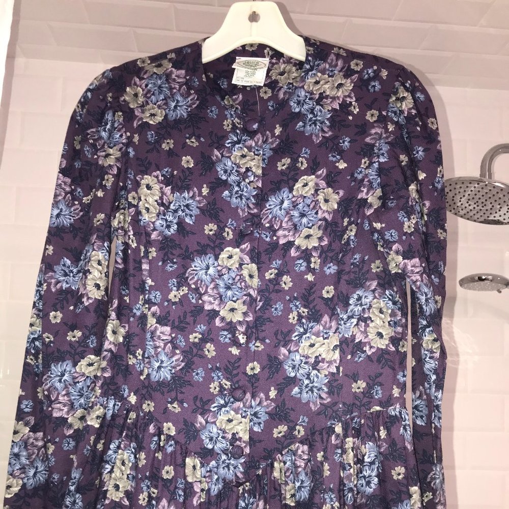 Laura Ashley NEW Classic Purple Flower Dress